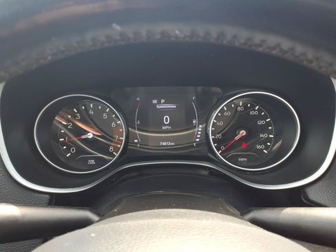 Used 2020 Jeep Compass Latitude w/ Cold Weather Group AWD/4WD image 20