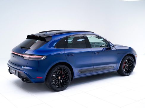 Used 2023 Porsche Macan GTS image 9