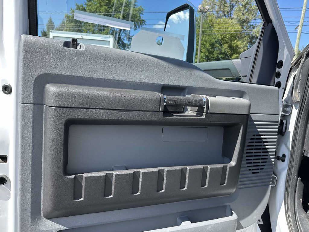 Used 2021 Ford F650 2WD Regular Cab Super Duty image 9