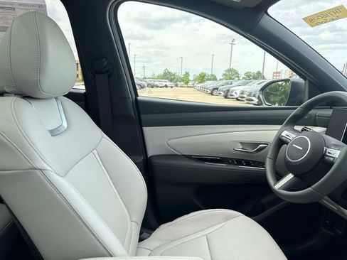 New 2026 Hyundai Tucson Limited FWD image 14