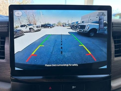 Used 2023 Ford Expedition Limited image 14