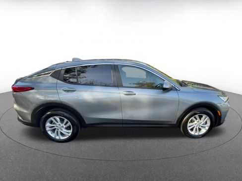 Used 2025 Buick Envista Preferred image 16