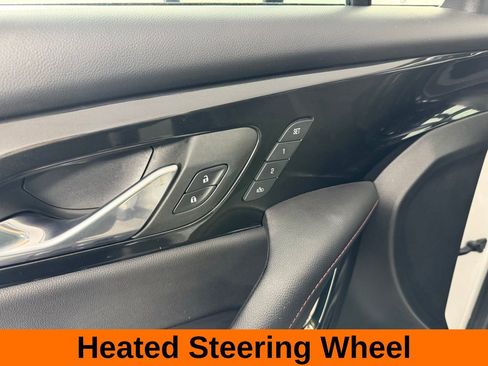 Used 2024 Chevrolet Blazer RS w/ Enhanced Convenience Package image 11