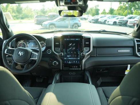 New 2026 RAM 1500 Big Horn AWD/4WD image 22