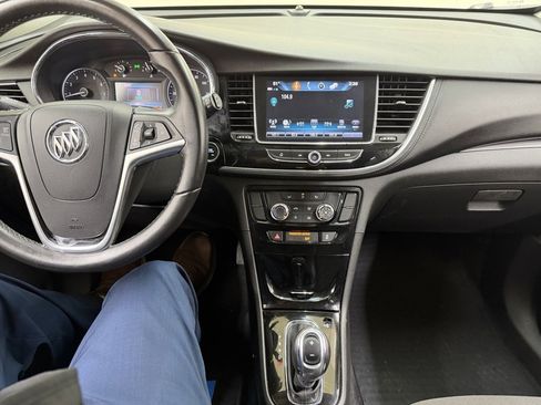 Used 2020 Buick Encore Preferred w/ Safety Package image 23