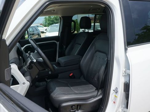 Used 2022 Land Rover Defender 110 SE AWD/4WD image 6