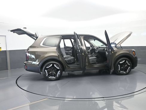 Used 2025 Kia Telluride EX w/ EX Captain's Chair Package FWD image 76
