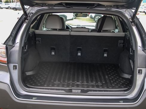 Used 2024 Subaru Outback Limited image 25