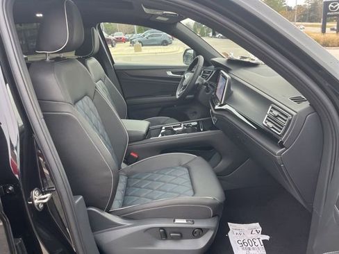 New 2026 Volkswagen Atlas Cross Sport SEL Premium R-Line image 34