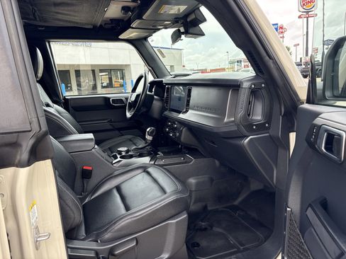 Used 2025 Ford Bronco Big Bend AWD/4WD image 9