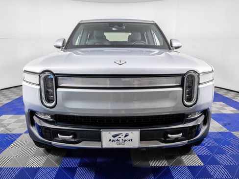 Used 2023 Rivian R1T Adventure image 2