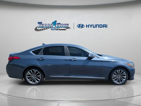 Used 2015 Hyundai Genesis 3.8 RWD image 9