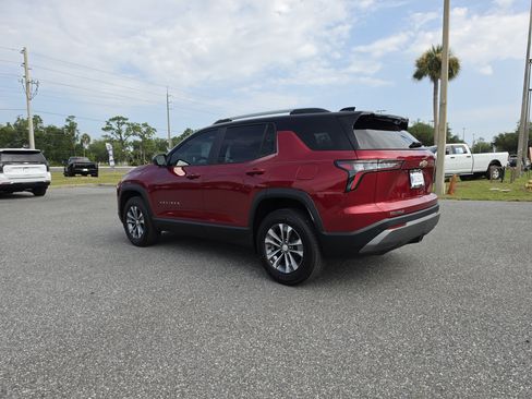 New 2026 Chevrolet Equinox LT w/ Convenience Package II FWD image 8