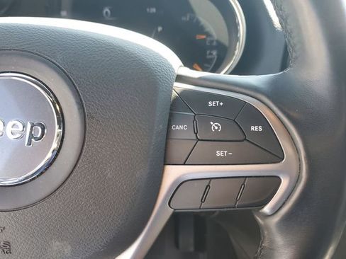 Used 2021 Jeep Grand Cherokee Limited w/ Premium Lighting Group image 20