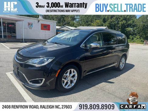 Used 2020 Chrysler Pacifica Limited FWD image 1