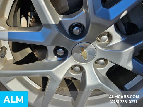 Used 2024 Chevrolet Equinox LT image 12