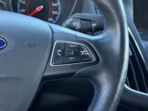 Used 2017 Ford Focus RS image 31