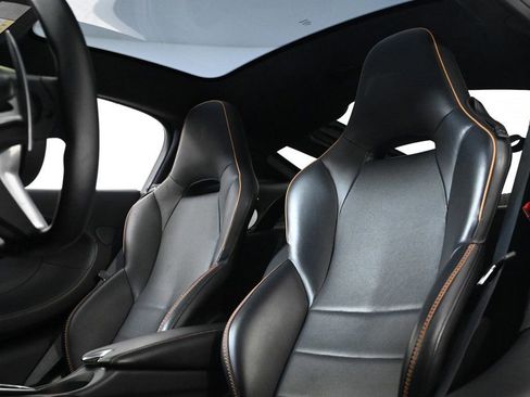 Used 2023 McLaren GT image 16