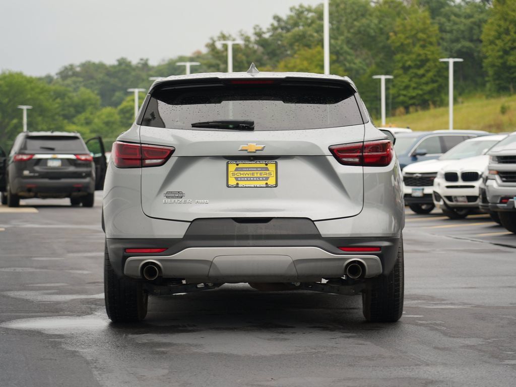 Certified 2024 Chevrolet Blazer LT AWD/4WD image 4