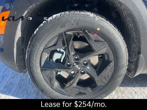 New 2026 Kia Seltos EX image 9