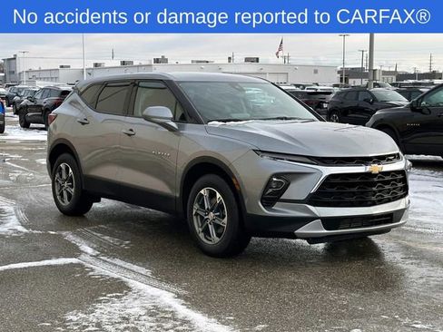 Used 2023 Chevrolet Blazer LT w/ Driver Confidence Package image 8