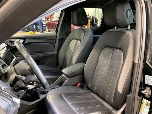 Used 2023 Audi Q4 e-tron Premium w/ Convenience Package AWD/4WD image 25
