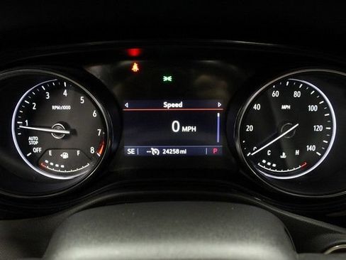 Used 2023 Buick Encore GX Essence w/ Experience Buick Package FWD image 27