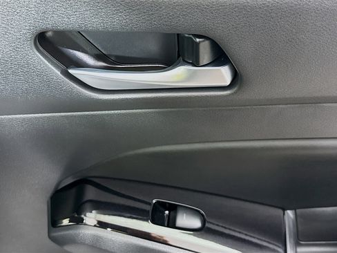 Used 2025 Nissan Altima 2.5 SL image 55