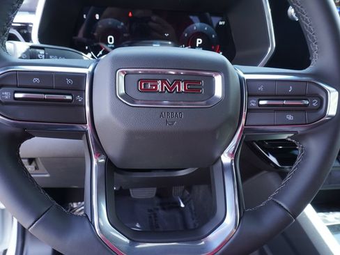 New 2026 GMC Canyon Elevation w/ Convenience Package RWD image 18