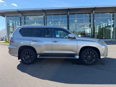 Used 2021 Lexus GX 460 Premium w/ Premium Package AWD/4WD image 7
