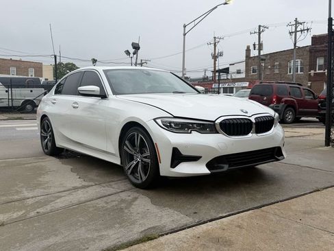 Used 2020 BMW 330i Sedan w/ Premium Package RWD image 4