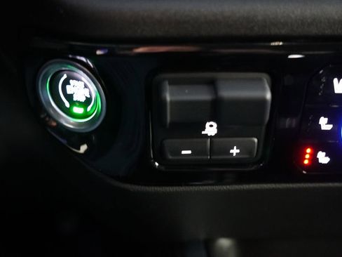 Used 2024 Chevrolet Silverado 3500 LTZ w/ LTZ Plus Package image 29