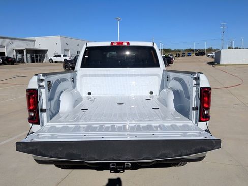 New 2026 RAM 2500 Tradesman w/ Chrome Appearance Group image 40