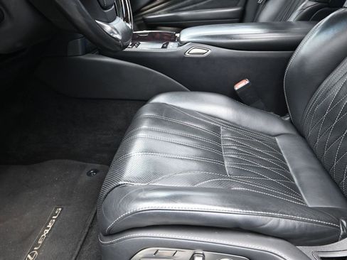 Used 2020 Lexus LS 500 w/ Interior Upgrade Package image 13