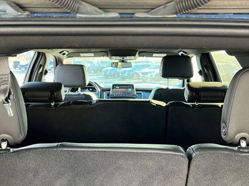 Certified 2022 Chevrolet Tahoe Z71 image 1