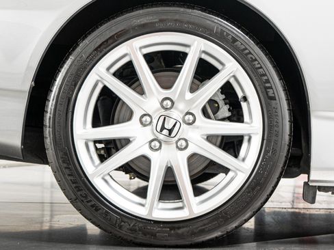 Used 2004 Honda S2000 image 34