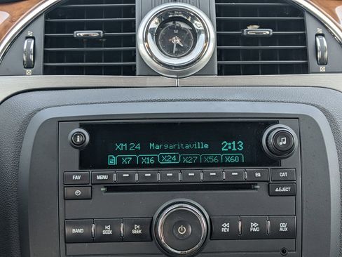 Used 2010 Buick Enclave CXL w/ Trailering Provision Package image 15