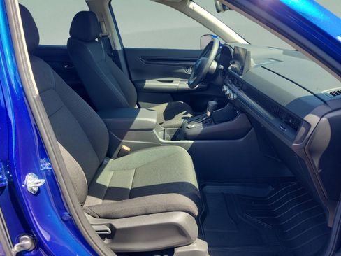 Used 2025 Honda CR-V EX image 18