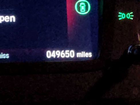 Used 2024 Honda Odyssey EX-L image 2