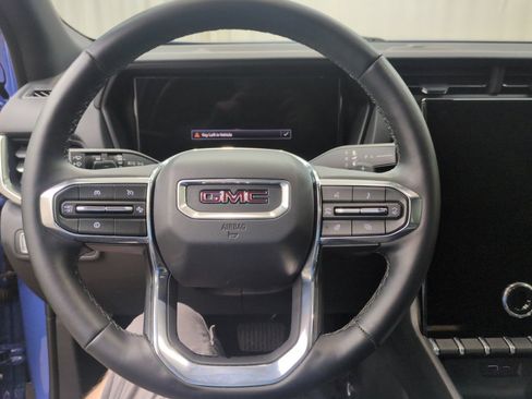 Used 2025 GMC Terrain Elevation image 25