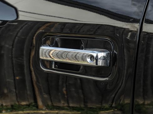 Used 2022 Ford F450 Lariat w/ Chrome Package image 40