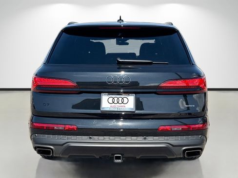 Certified 2025 Audi Q7 3.0T Prestige w/ Prestige Package image 4