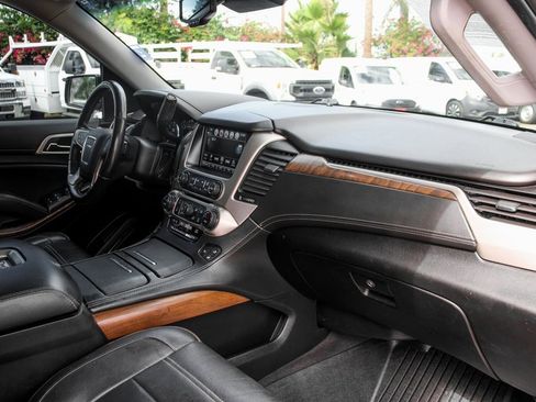 Used 2019 GMC Yukon Denali w/ Open Road Package image 45