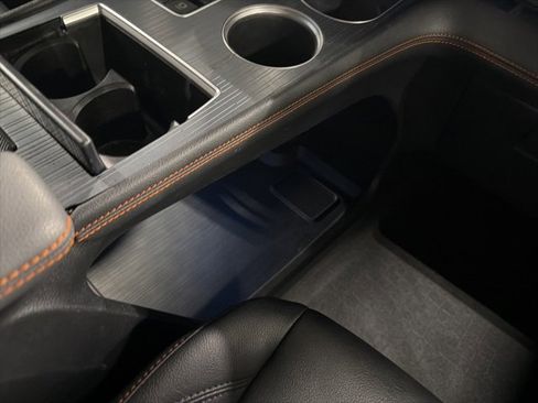 Used 2024 Toyota Sienna XSE w/ XSE Plus Package image 23