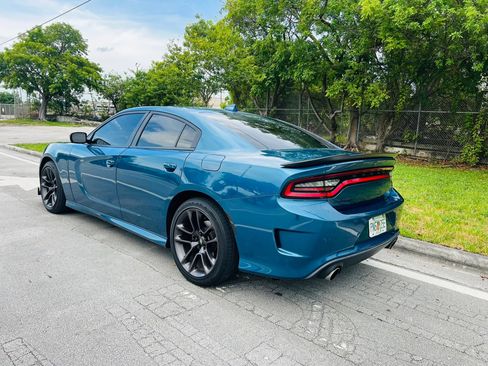 Used 2021 Dodge Charger R/T w/ Blacktop Package RWD image 4