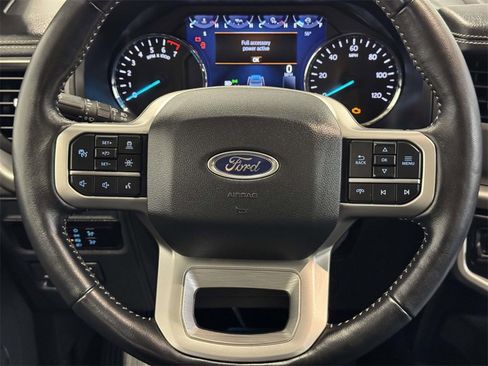 Used 2024 Ford Expedition Max XLT image 21