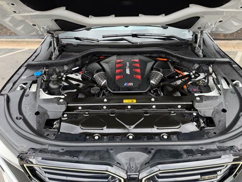 Used 2023 BMW XM image 6
