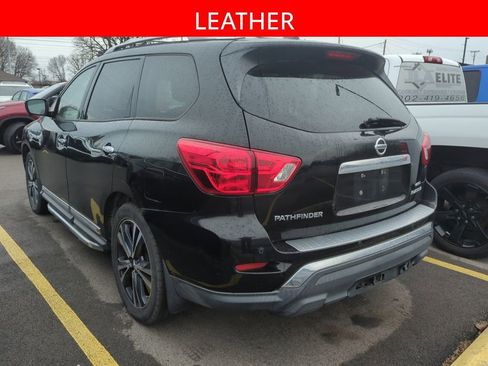Used 2019 Nissan Pathfinder Platinum w/ Cargo Package image 4
