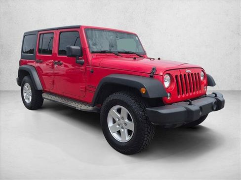 Used 2018 Jeep Wrangler Unlimited Sport S AWD/4WD image 3