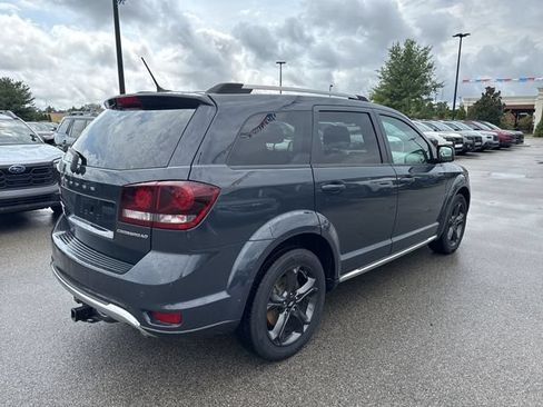 Used 2018 Dodge Journey Crossroad w/ Driver Convenience Group FWD image 5